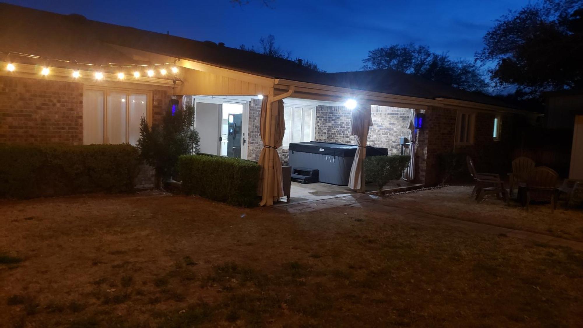 Hot Tub, Privacy, Sleeps 11 & Tons Of Space! Lubbock Exterior photo